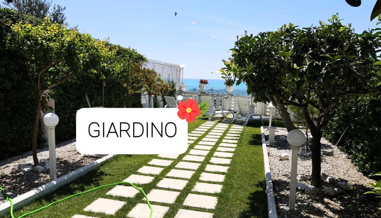 Casa Genny Apartment Nettuno Exterior photo